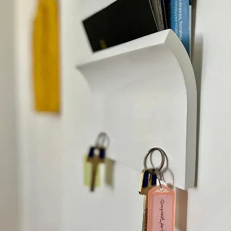 5 Stars 2-br In Center , Air Conditioner , Elevator Apartment Paris